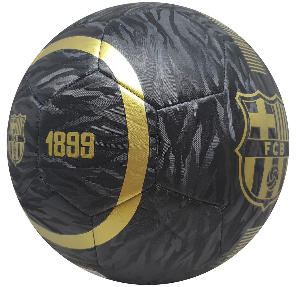 BARÇA'S BRILLIANT BLACK-GOLD BALL